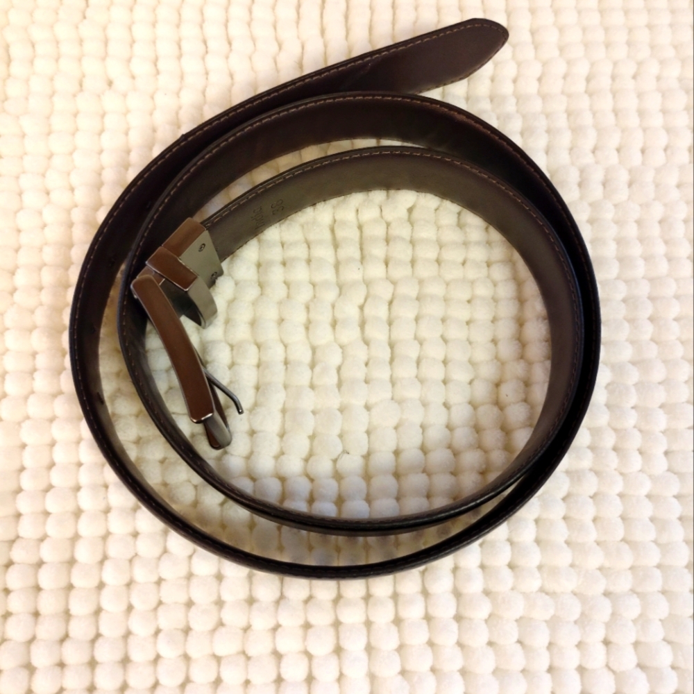 Tahari Brown Leather Belt
